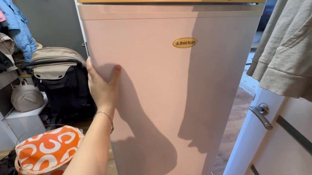 Хатні справи|мʼясо з підливою|Борюсь з випадінням👩🏻Нова стрижка💇🏻♀️ЗАМОРОЗКА,мию кухонні фасади