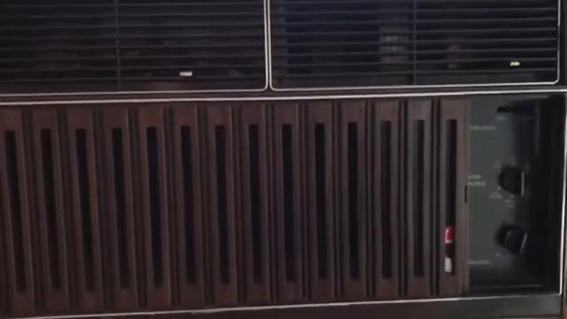 Early 90s Fedders 5100 BTU Air Conditioner смотреть онлайн