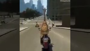 Жираф на мотоцикле