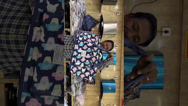 Most Demanded Foldable Travel Bag now at 50 % dis and 30 plus designs hurry up смотреть онлайн