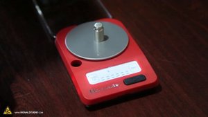 Hornady G3-1500 Electronic Powder Scale, розпаковка і калібровка