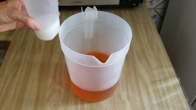 COMO CLAREAR ÓLEO DE FRITURA E TIRAR FEDOR смотреть онлайн