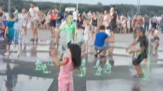 Прогулка по Спутнику!!! Готовлю гнезда. смотреть онлайн