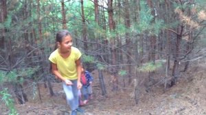 🐻 УБЕГАЕМ ОТ МЕДВЕДЯ. Играем в прятки и дурачимся в карьере