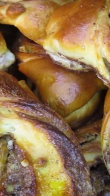 Обалденно вкусные булочки с корицей и орехами!!!#shorts смотреть онлайн