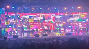 Юбилейный концерт Анвара Нургалиева. Исполнение хитов 90-х на татарском языке Анваром Нургалиевом.