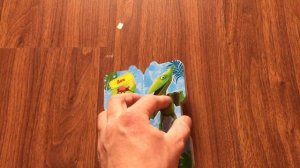 Поезд динозавров ,книжка-телефон