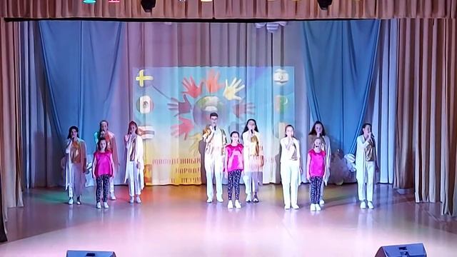 районный фестиваль культур"Миллион шагов",муз.А.Ольханского смотреть онлайн