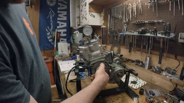 Weekend Garage Vlog Episode 11: 1998 YZ 125 Engine Rebuild Pt 3 Top End смотреть онлайн