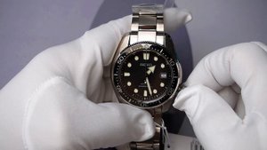 Осмотр Seiko Prospex spb077