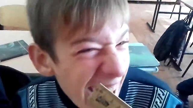 ШОК!!! Пьяный школьник смотреть онлайн