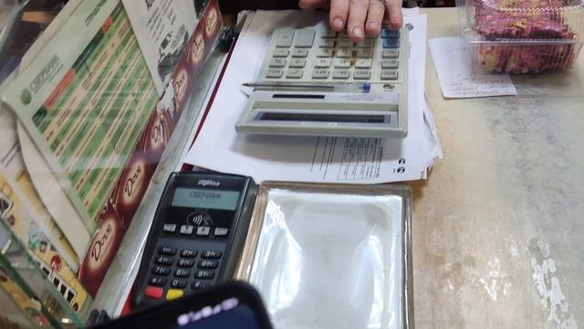 Алиса магазин продуктов с хлебом и вкусными салатиками в Кировске смотреть онлайн