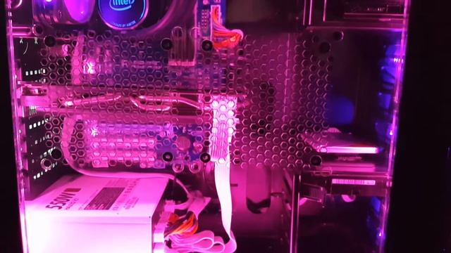 Modded Purple PC Lights with Intel Water Cooler смотреть онлайн