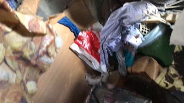 Дача в СНТ - купили старую заброшенную дачу, выкидываем хлам