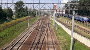 Заезд и выезд электричек ЭР9 в депо. Городская электричка ЭПг.