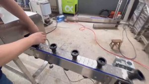 Линия нанесения слив этикетки BRONKOMATIC 150