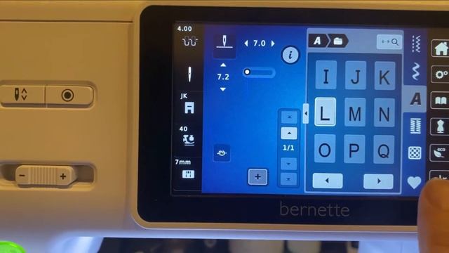 Créer une suite de lettres sur la Bernette B79 смотреть онлайн