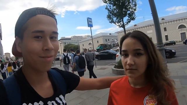 KISSING SELFIE PRANK IN RUSSIA | ЦЕЛУЕМ ДЕВУШЕК | ПИКАП ПРАНК |Хочу девушку 24 часа (Кирилл Шучер) смотреть онлайн