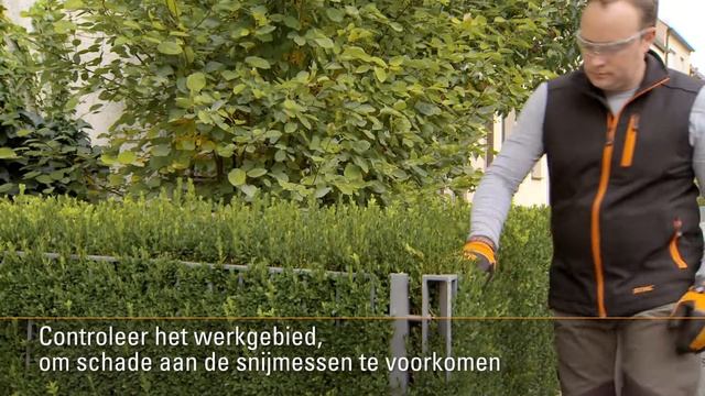 Machine hanteren - STIHL Accu heggenscharen смотреть онлайн