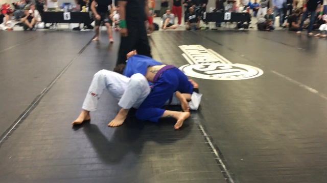 Greg Lew 10/15/16 - Purple Belt, Masters, Absolute (Open weight class) - US Grappling BJJ смотреть онлайн