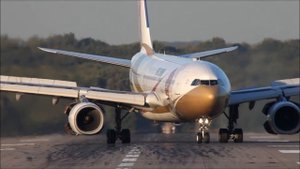 Air China Airbus A330-200 RED/GOLD special colours (HQ/HD)