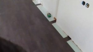 Саморезы в ламинат! Зачем???