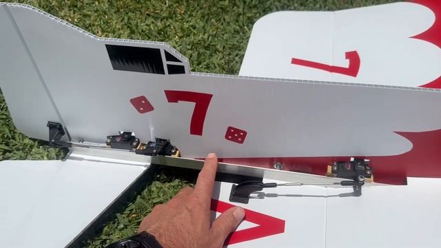 GeeBee SPAD RC Plane смотреть онлайн