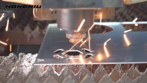 Станок для лазерной резки металла мощностью 6000 Вт/6 кВт для резки алюминия толщиной 3 мм