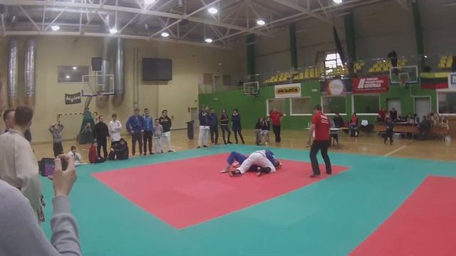 Pavel Bazhenov @ Lithuanian Jiu Jitsu Championship 2015 Submission!!! смотреть онлайн