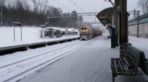 Снегоуборочная машина с приветливой бригадой и ЧМЭ3. #поезд #железнаядорога #ржд #тепловоз