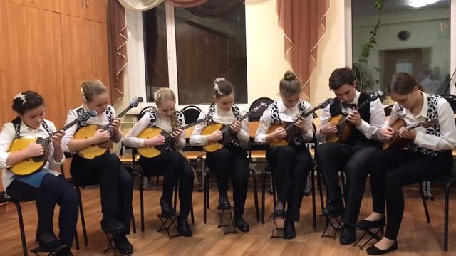 Образцовый коллектив ансамбль МАЖОРИКИ, Римский Корсаков Полет шмеля