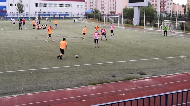 2-й тур Летнего первенства 2020 Лфк Атлетика-Фк Феникс 2-й тайм (12.07.2020) смотреть онлайн