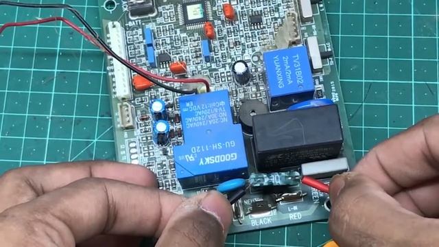 Replacing Internal fuse in luminous inverter. Just in ₹5. смотреть онлайн