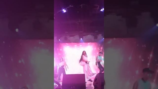 Елена Темникова - Счастье ( Icon Club, 17.03.2017 смотреть онлайн