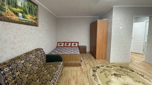 СДАЁМ 1-комнатную квартиру, в центре города, дом "Сбербанка" тел.: 89184882246