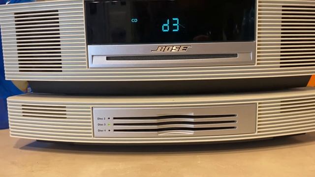 Bose Wave Radio AWRCC2 With Multi CD смотреть онлайн