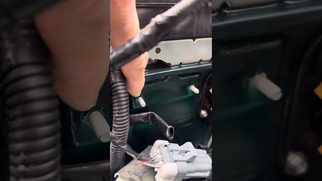 Нива Урбан легенд вода в салоне 2023год смотреть онлайн