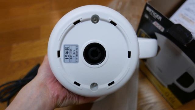 【開封動画】タイガー TIGER PCH-G080 WP 蒸気レスケトル わく子 0.8L パールホワイト смотреть онлайн