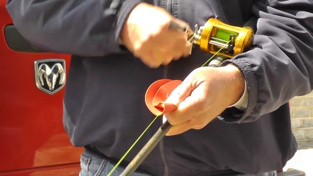 Handle BRAID Fishing Line WITHOUT the PAIN - Easy FISHING Tip смотреть онлайн