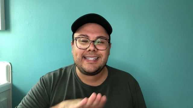 My TOP FIVE Affordable RESELLING ESSENTIALS! смотреть онлайн