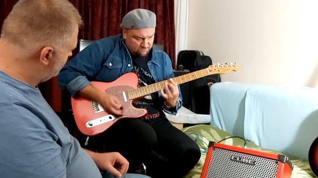 Roland CUBE Street unboxing video with my custom telecaster смотреть онлайн