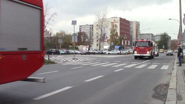 Ciężki Pluton Gaśniczy "Gliwice" w składzie 451[S]27+M1 454[S]25 451[S]26 ALARMOWO do Pożaru hali смотреть онлайн