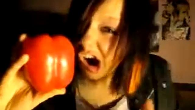 Ви-тян.Обзор "Померься перцами с друзьями" смотреть онлайн