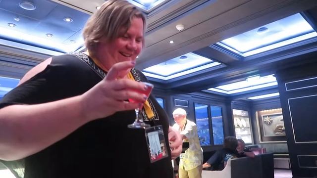 Mojito Tasting on the Disney Fantasy смотреть онлайн