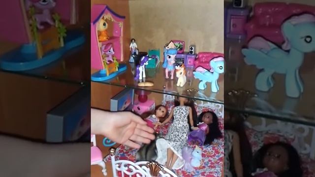 Мэри в гостях у Барби смотреть онлайн