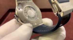 Оригинальные часы Hublot Classic Fusion Titanium Blue