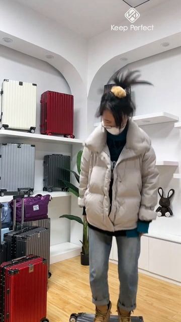 luggage show: A must-have suitcase for elites who travel frequently - 20 village suitcases.