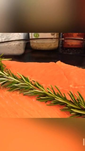 Bake Salmon with Rosemary смотреть онлайн