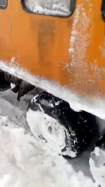 Буран в Оренбурге, замерзаем смотреть онлайн