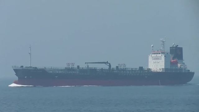 Oil Chemical Tanker　GOLDEN DENEB